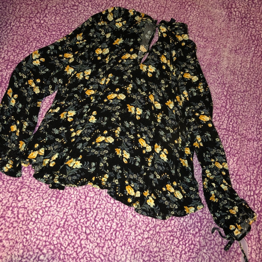 Long sleeve blouse